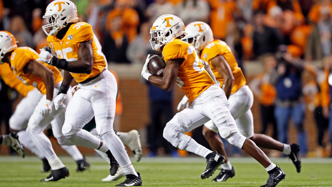 Tennessee capitalizes on takeaways to trounce UAB 30-7